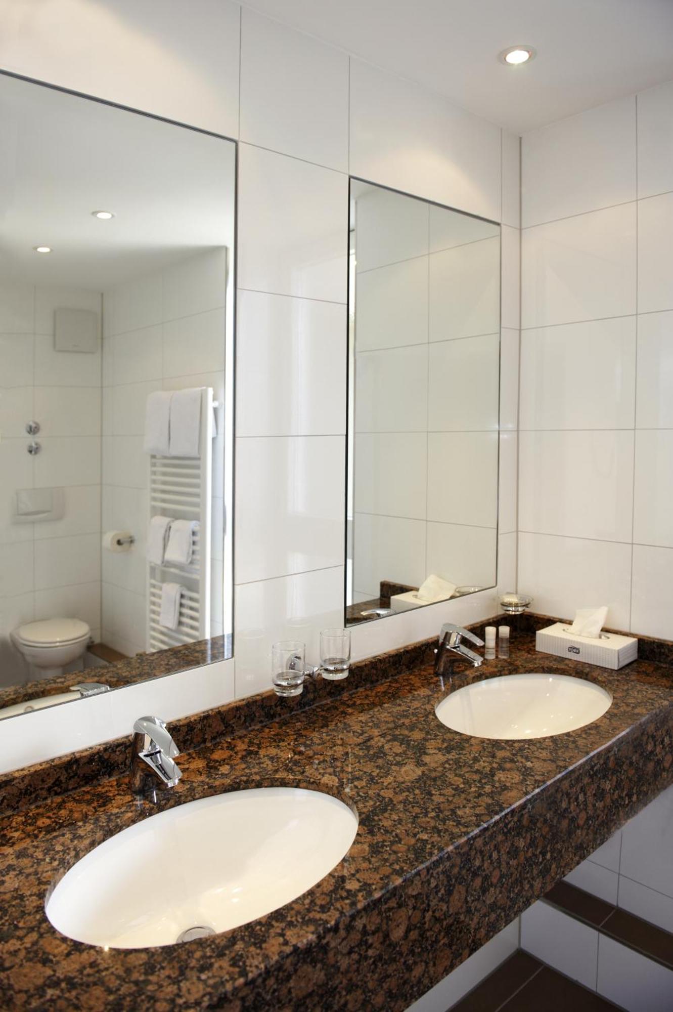 Stern Hotel Soller Ismaning Eksteriør bilde